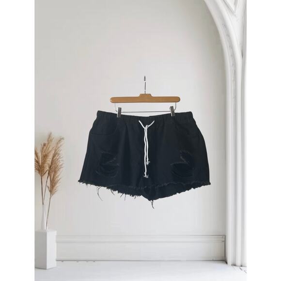 SHEIN Plus Size Summer Ripped Denim Shorts 3X - Picture 2 of 7
